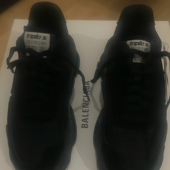 balenciaga triple s black womens